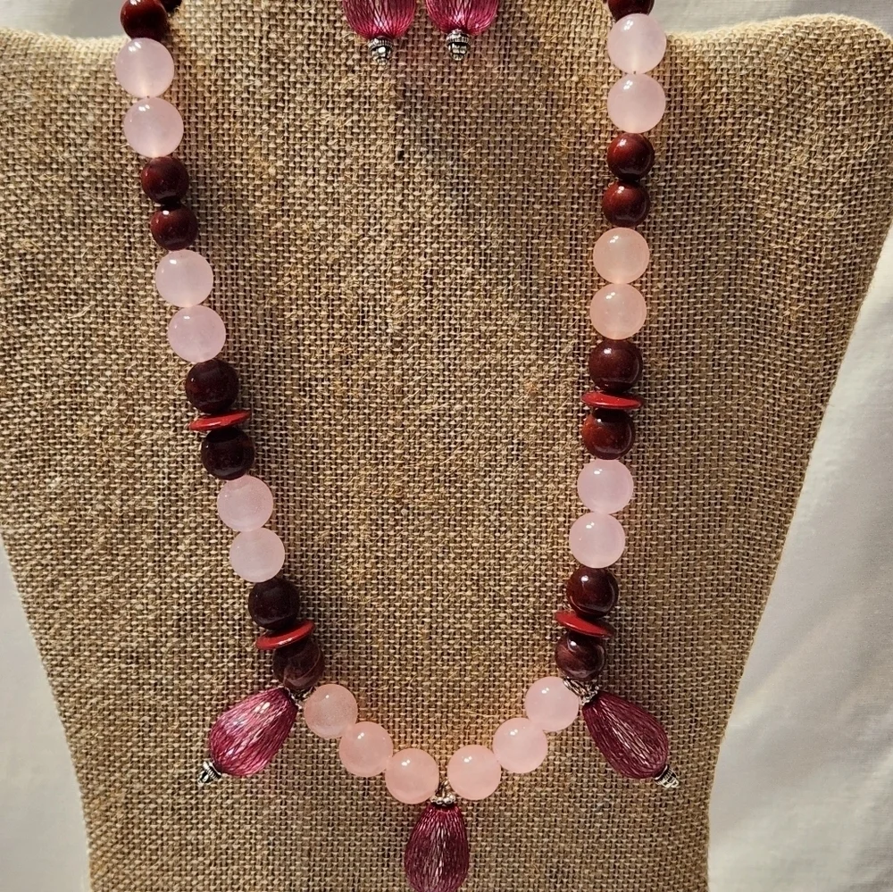 Hand Crafted Pink and Burgundy Beaded Jewelry Set Pierced Earrings and Necklace
